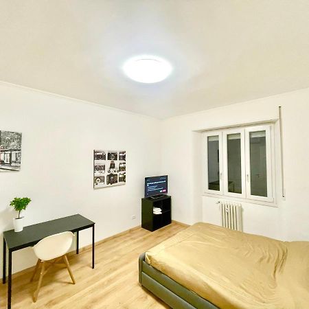 Camera Con Bagno Privato - Zona Bocconi Milán Exteriér fotografie