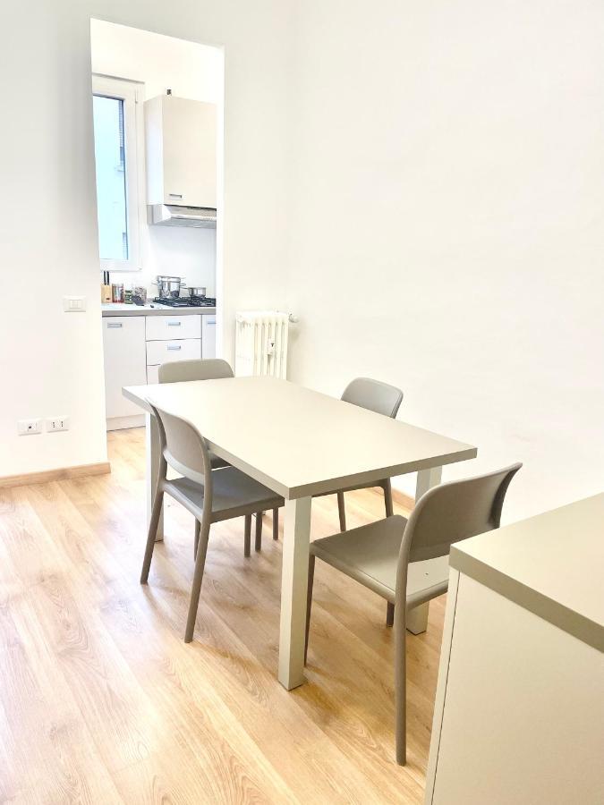 Camera Con Bagno Privato - Zona Bocconi Milán Exteriér fotografie